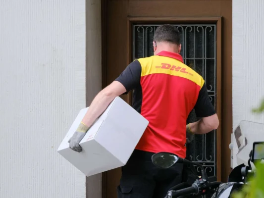 Dhl delivery man