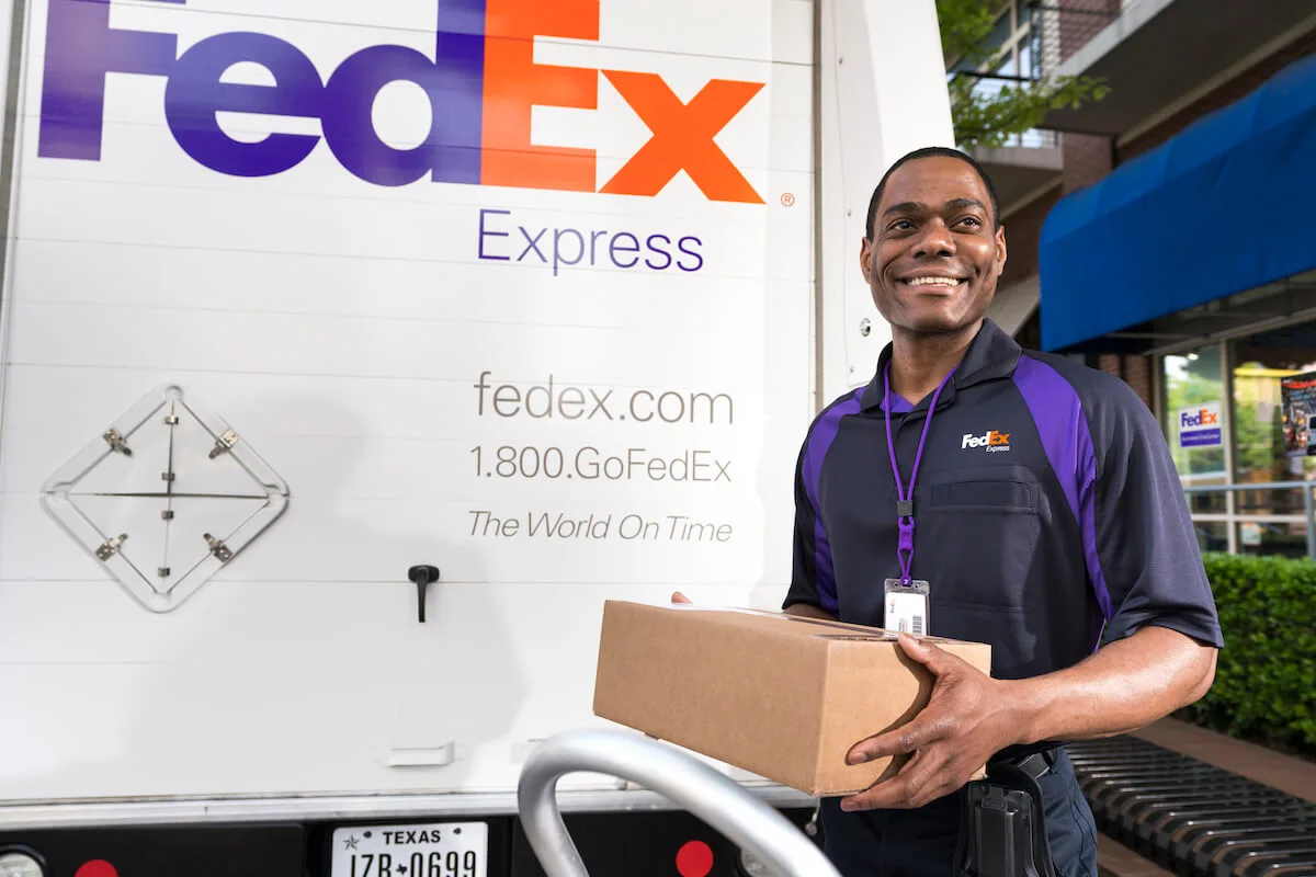 Fedex delivery man